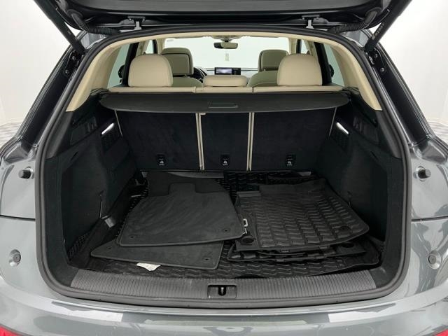 2022 Audi Q5 S line Premium AWD