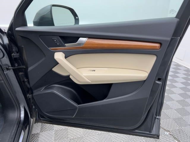 2022 Audi Q5 S line Premium AWD