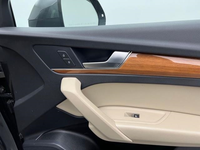 2022 Audi Q5 S line Premium AWD