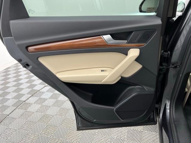 2022 Audi Q5 S line Premium AWD