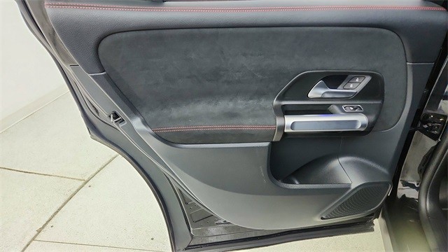 2022 Mercedes-Benz GLB GLB 250 FWD