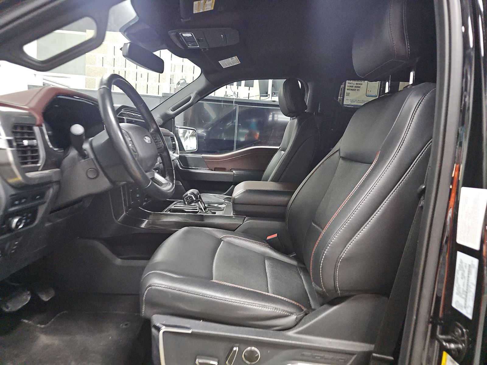 2023 Ford F-150 Lariat AWD