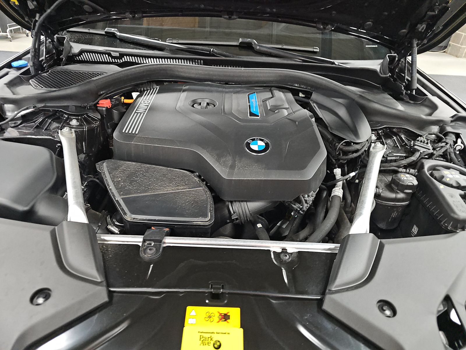 2023 BMW 5 Series 530e xDrive AWD