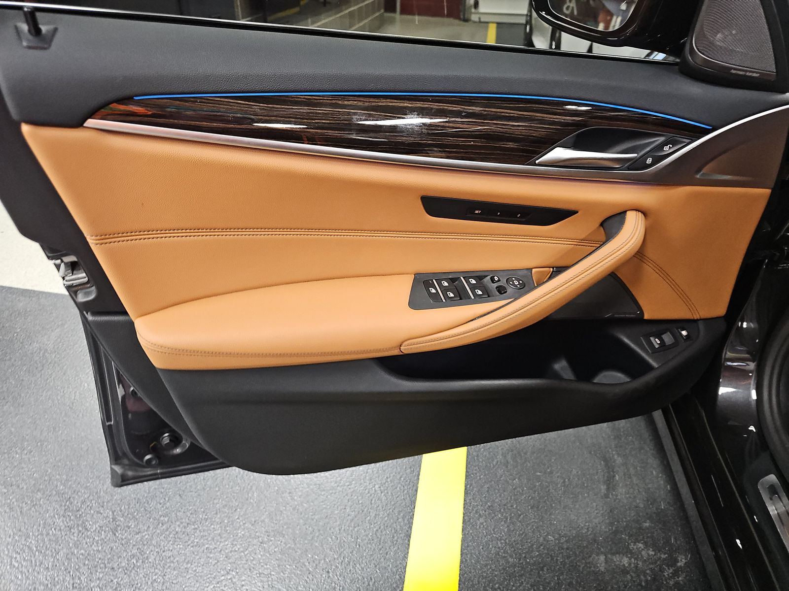 2023 BMW 5 Series 530e xDrive AWD