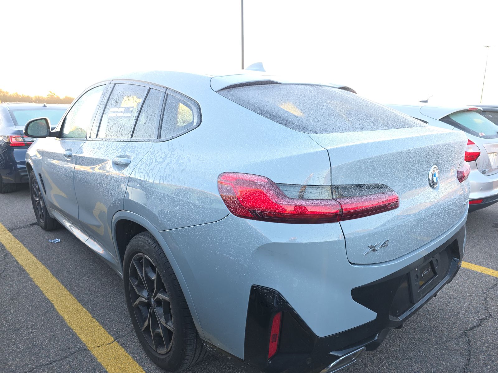 2025 BMW X4 xDrive30i AWD