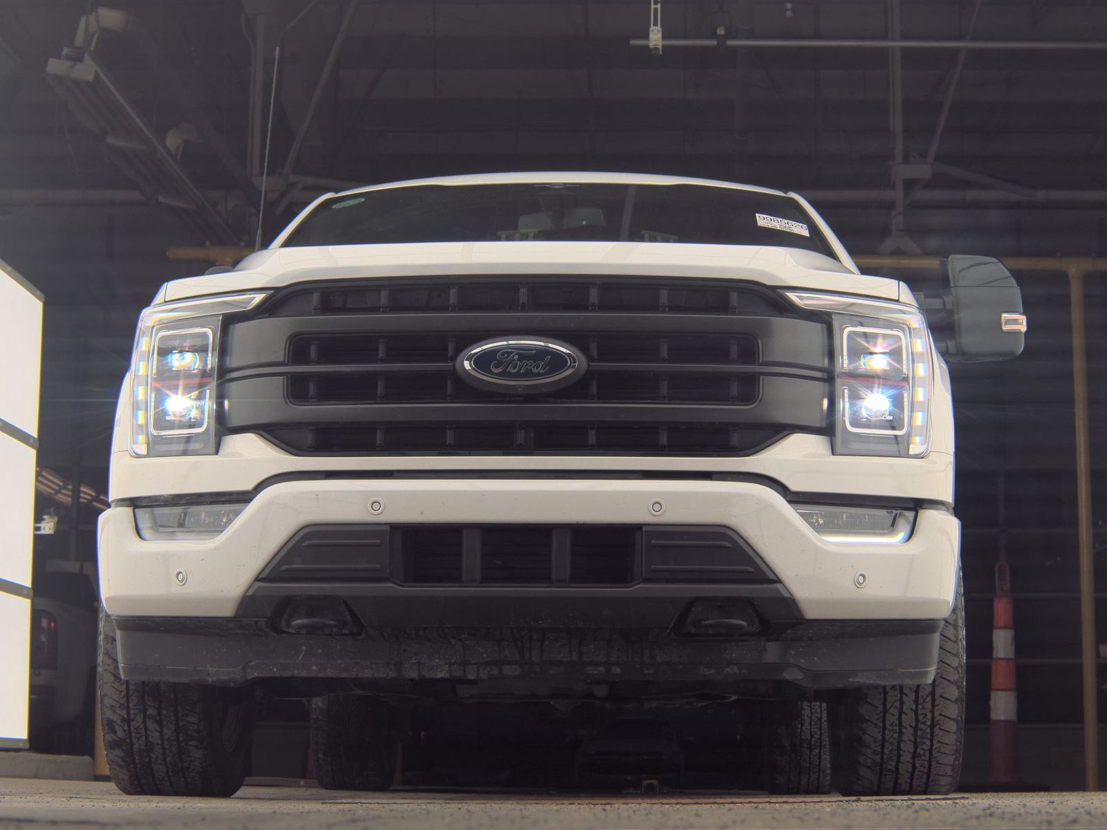 2023 Ford F-150 Hybrid Lariat AWD