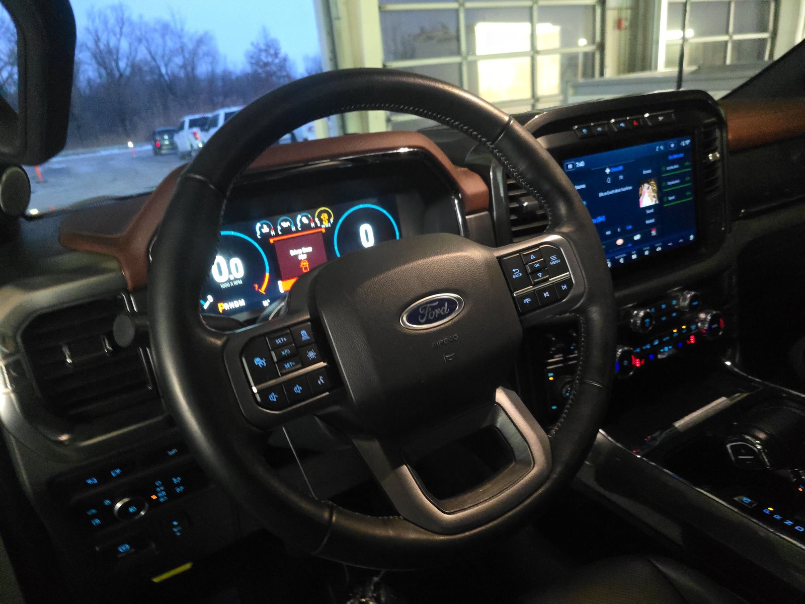 2023 Ford F-150 Hybrid Lariat AWD