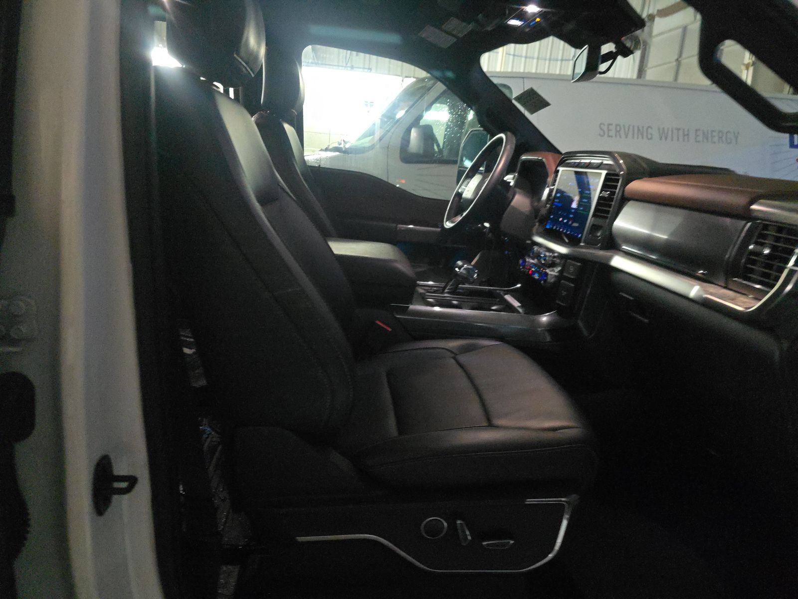 2023 Ford F-150 Hybrid Lariat AWD