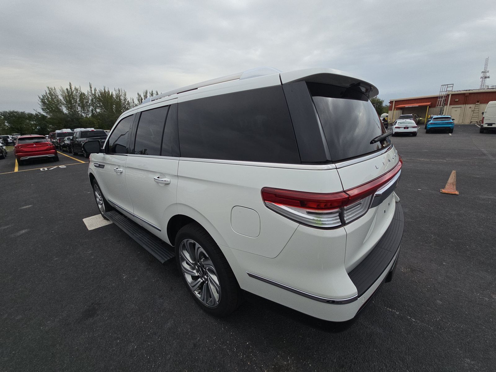 2024 Lincoln Navigator Premiere AWD