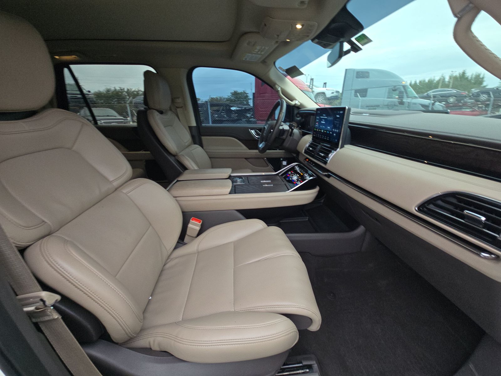 2024 Lincoln Navigator Premiere AWD