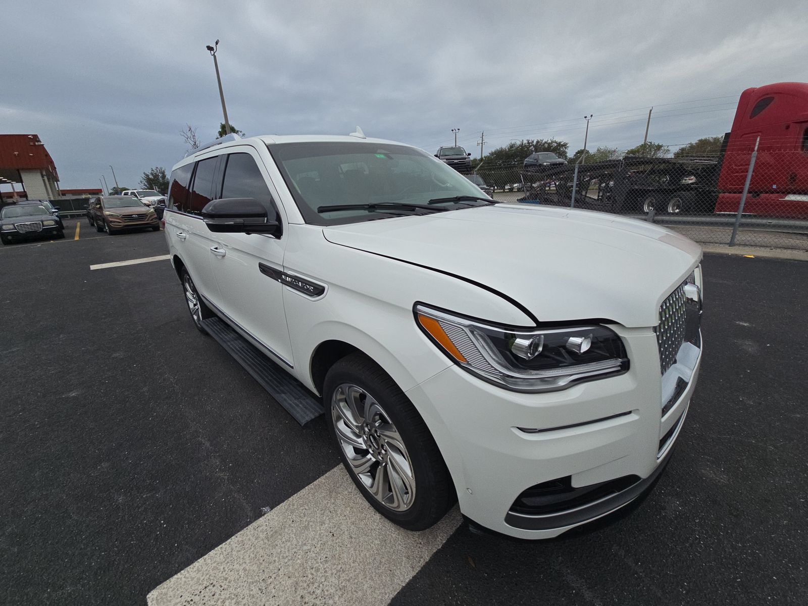 2024 Lincoln Navigator Premiere AWD