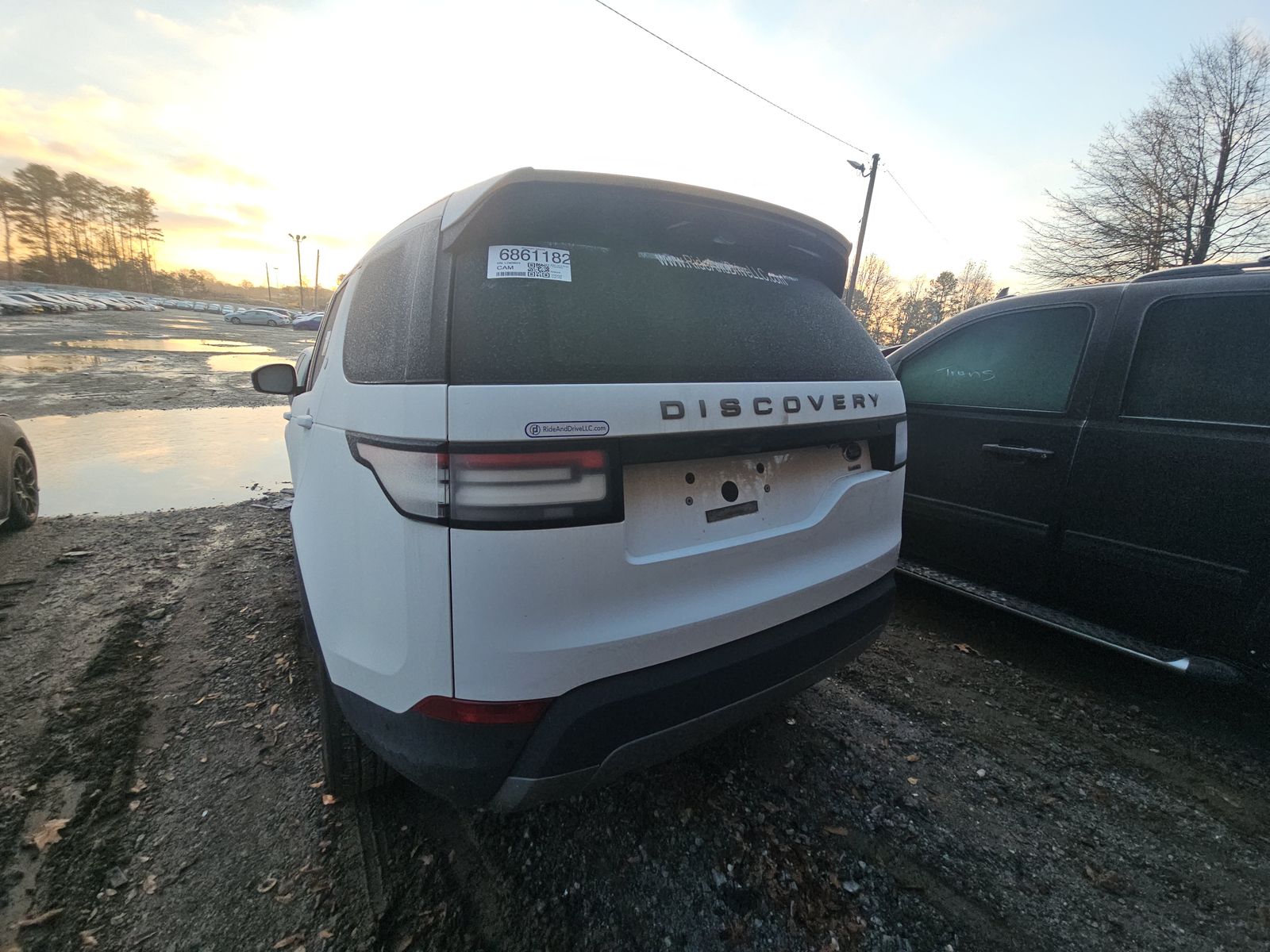 2020 Land Rover Discovery SE AWD
