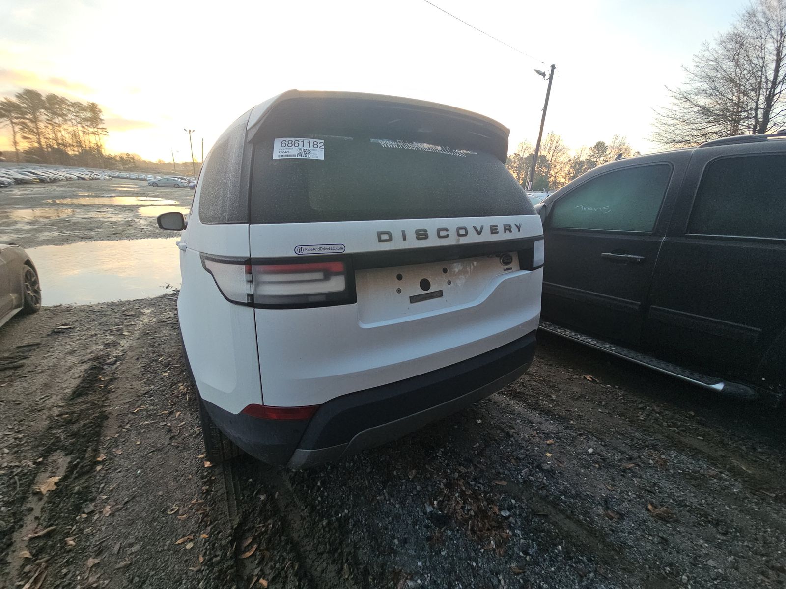 2020 Land Rover Discovery SE AWD