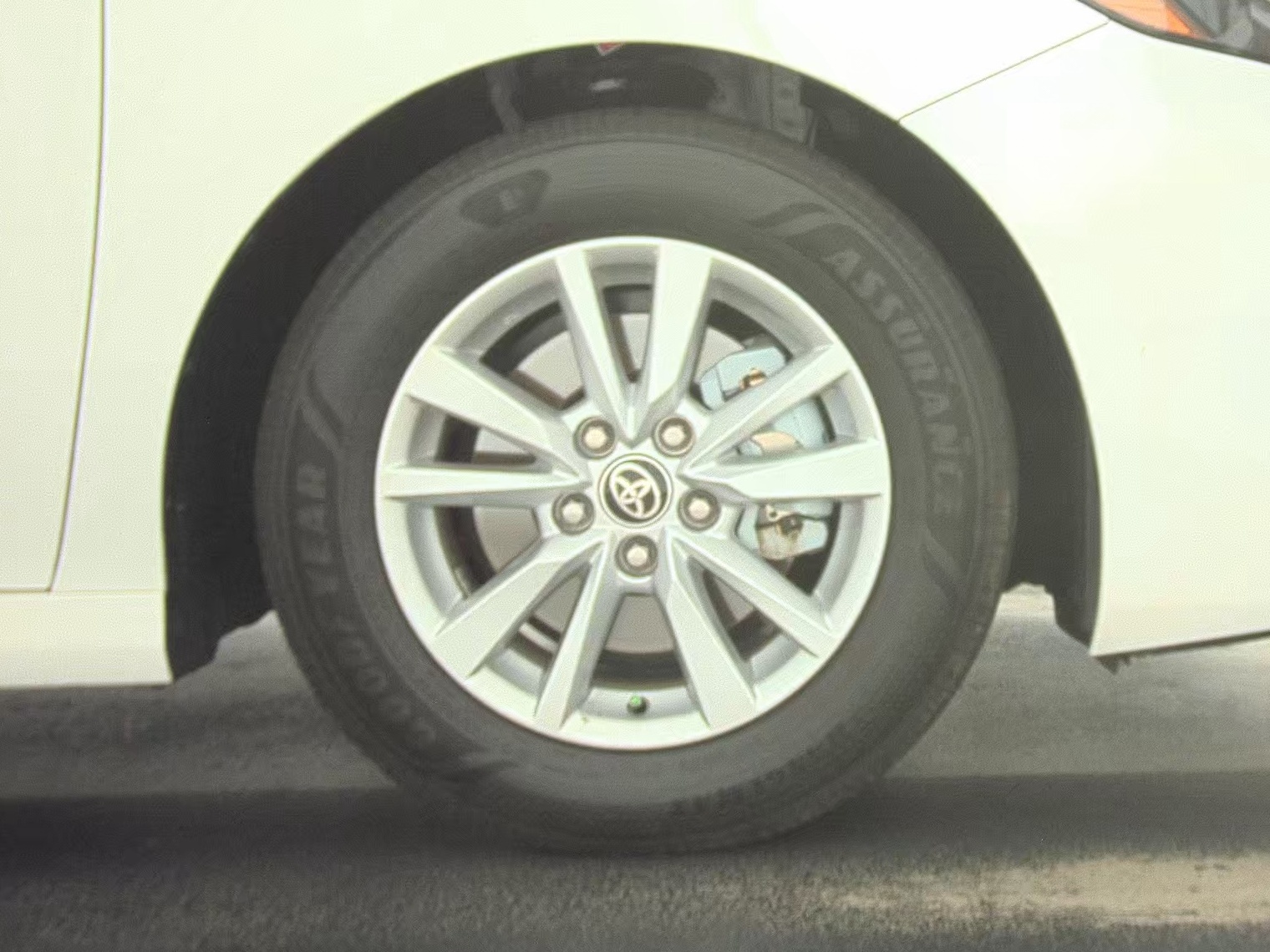 2025 Toyota Camry LE FWD