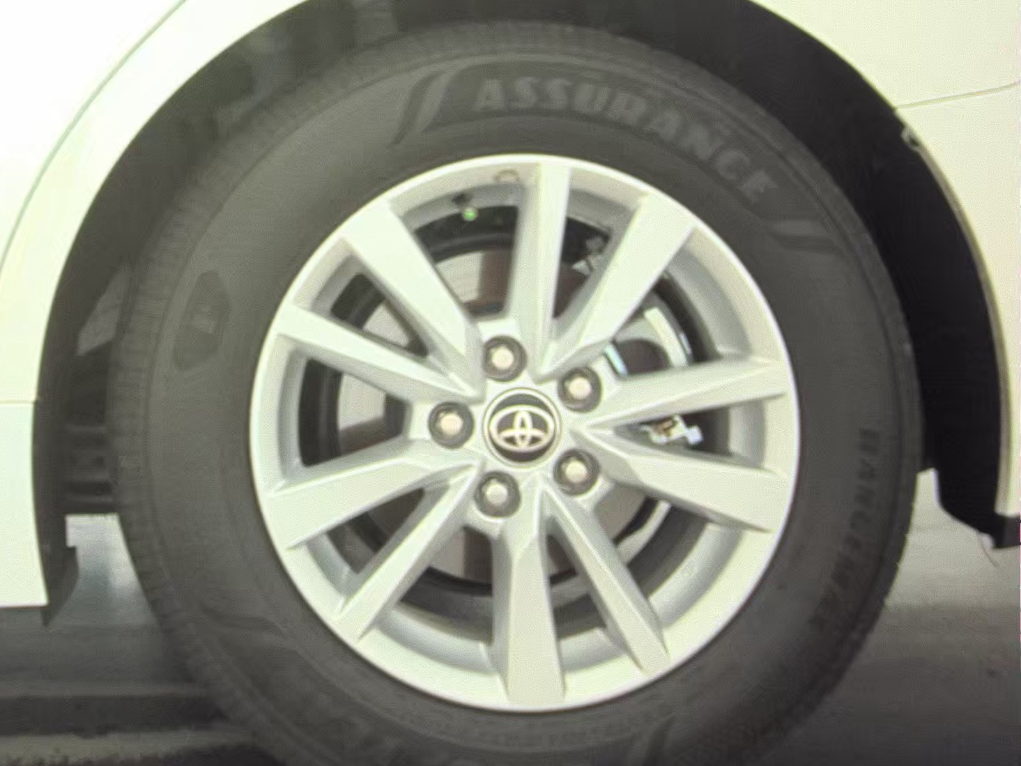 2025 Toyota Camry LE FWD