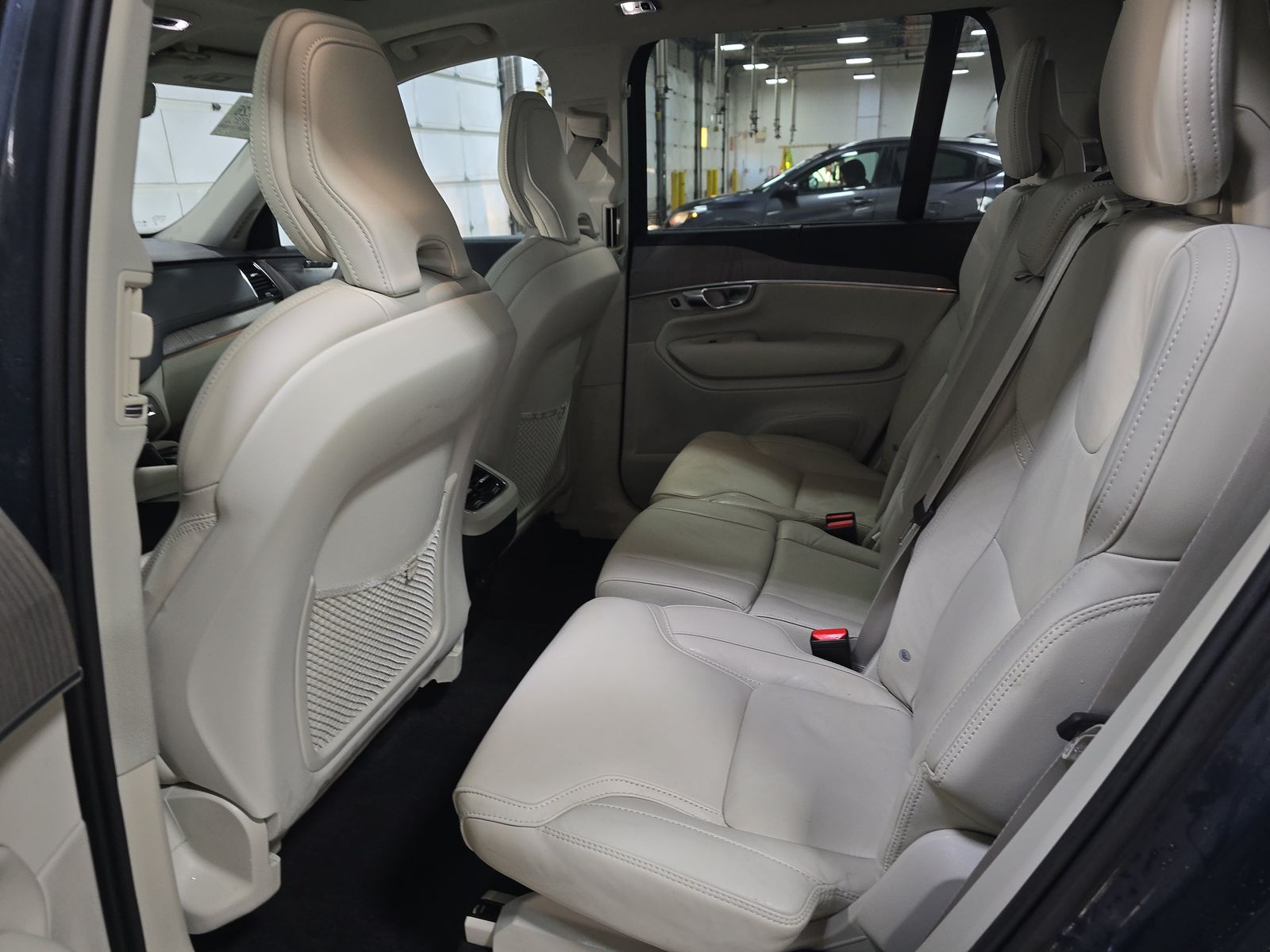 2022 Volvo XC90 T6 Inscription AWD