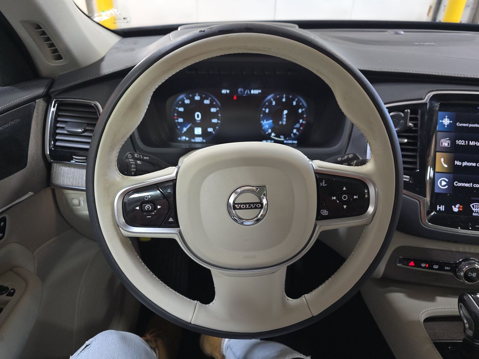 2022 Volvo XC90 T6 Inscription AWD