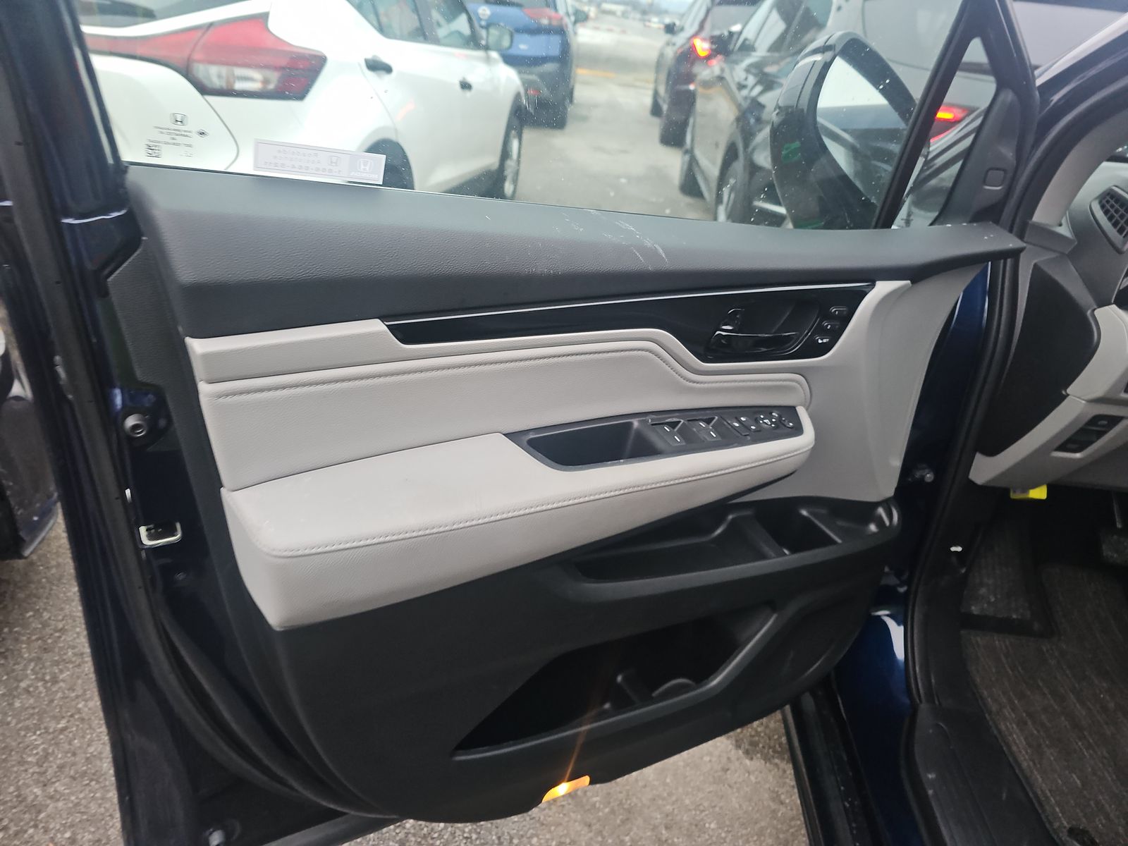 2023 Honda Odyssey Elite FWD