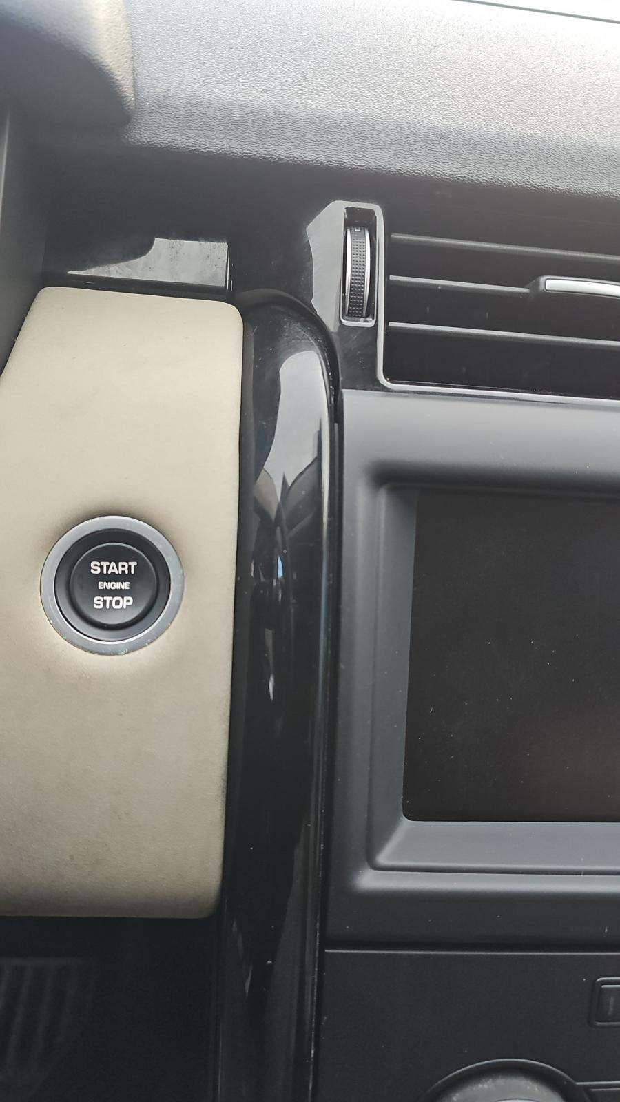 2020 Land Rover Discovery SE AWD