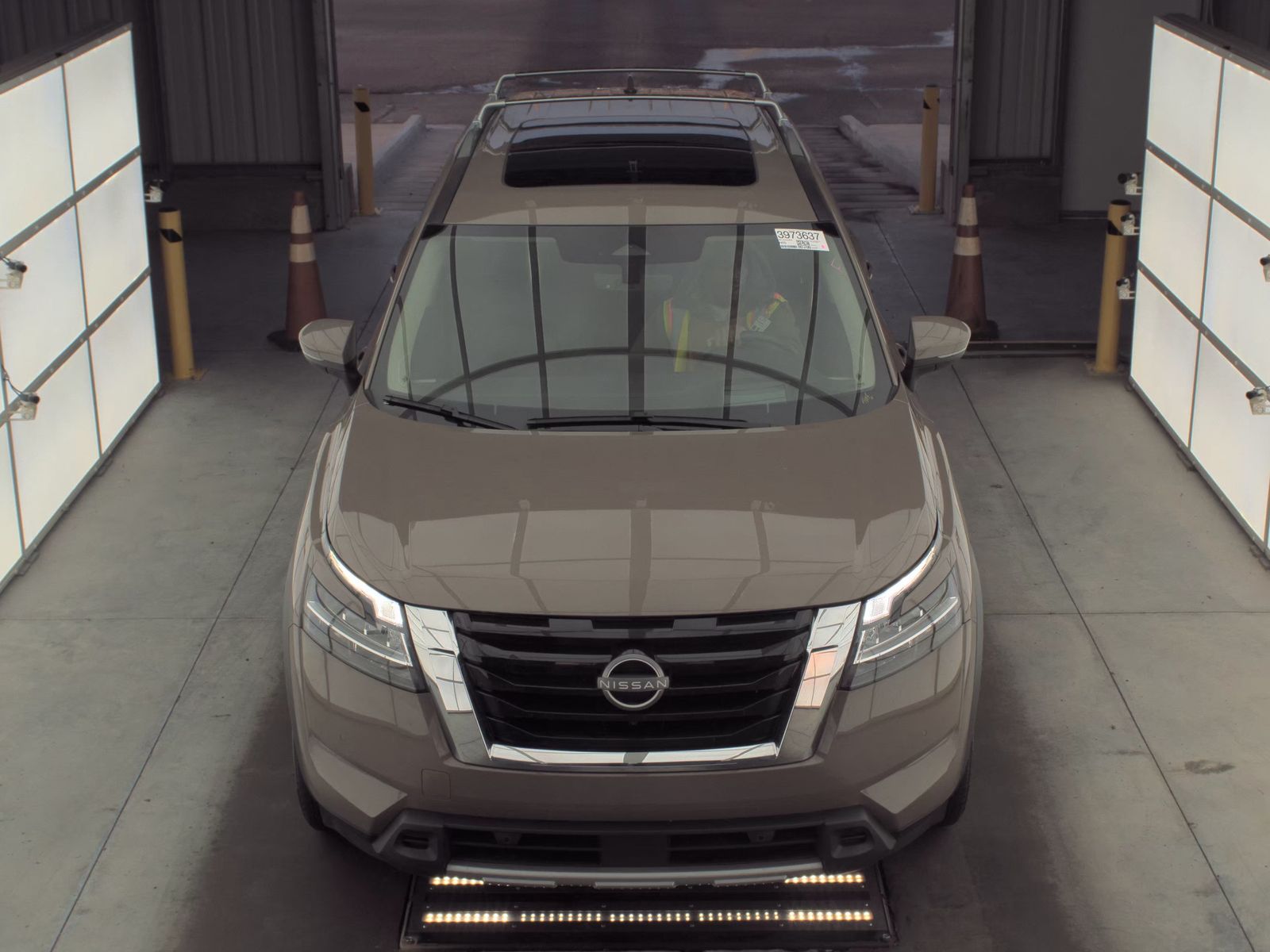 2024 Nissan Pathfinder Platinum FWD