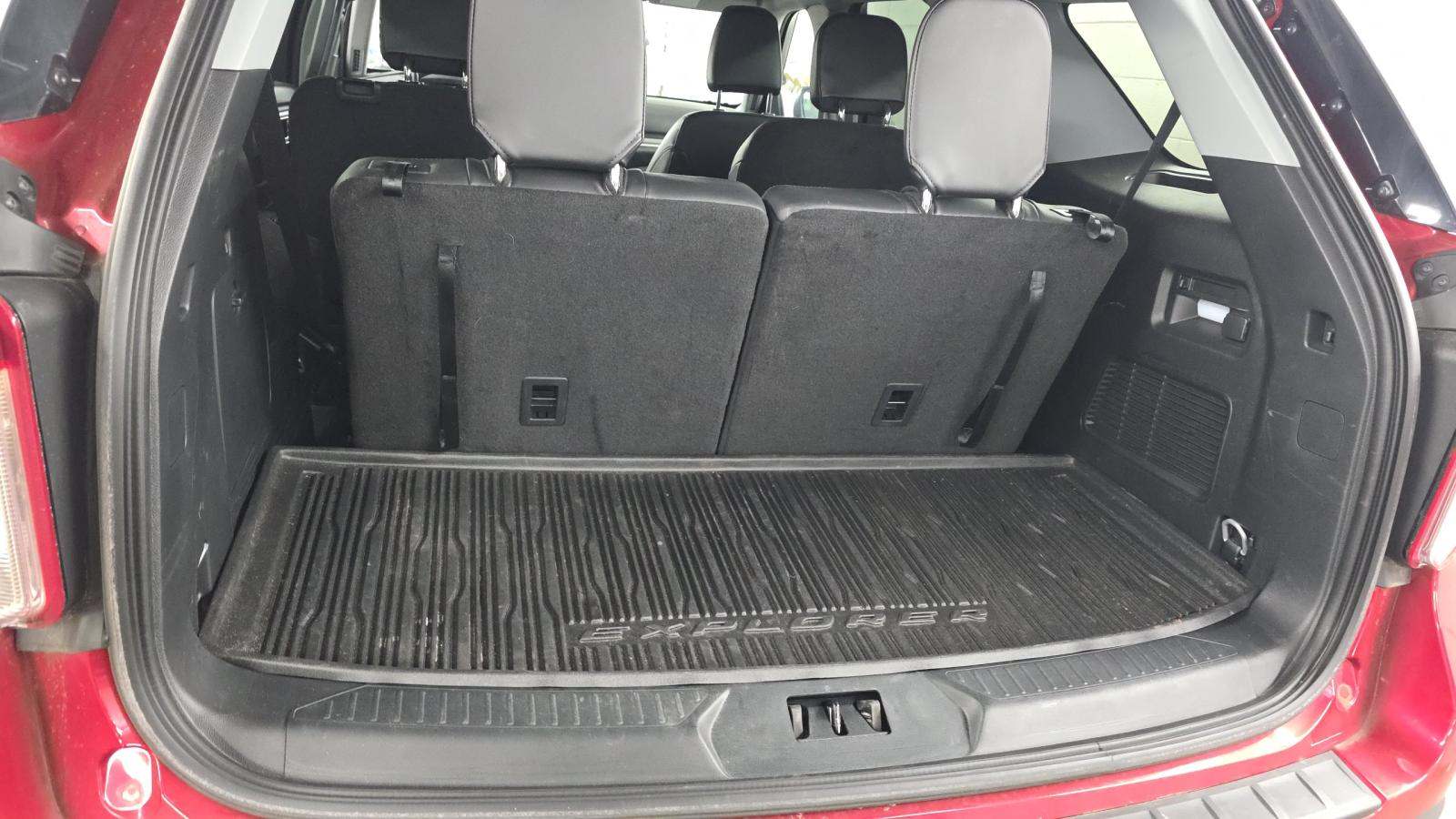 2023 Ford Explorer XLT AWD