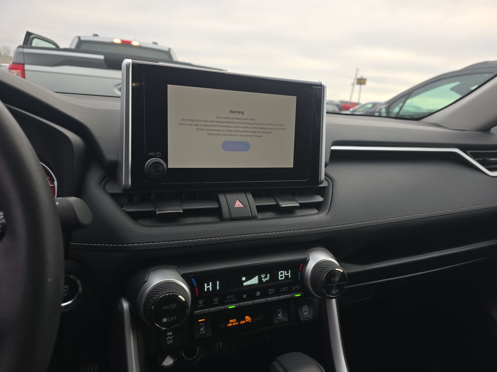 2025 Toyota RAV4 XLE FWD