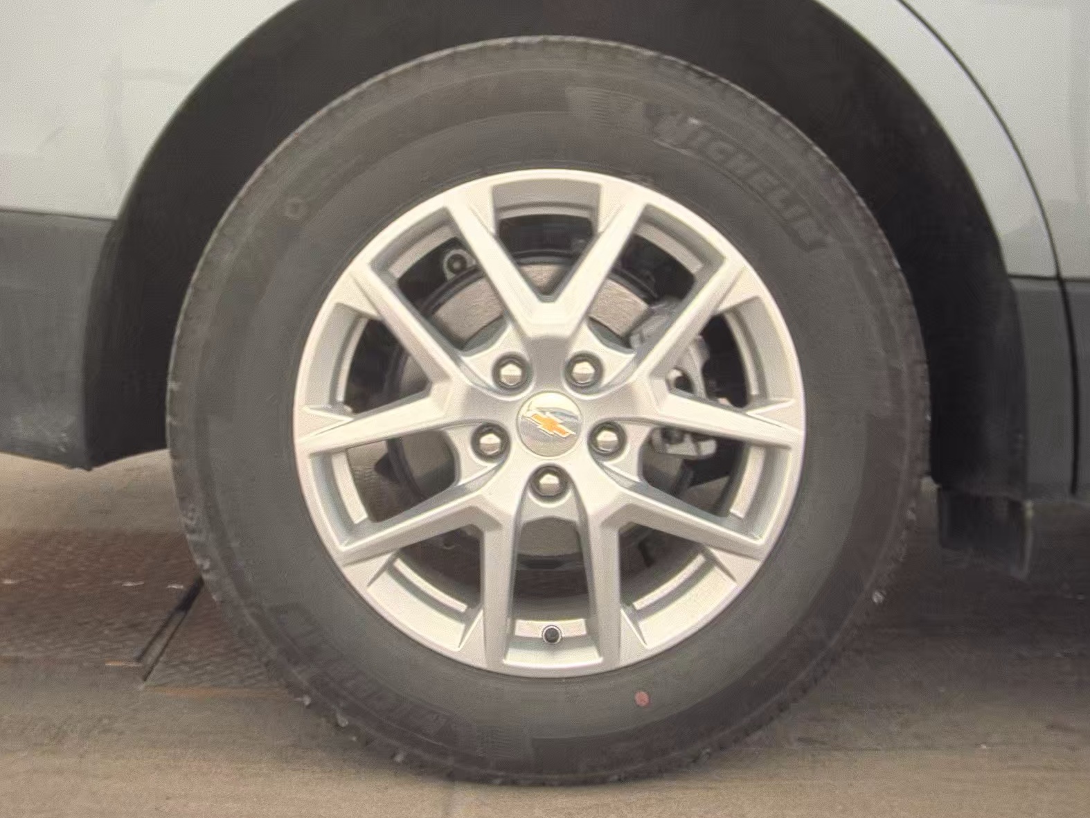 2024 Chevrolet Equinox LT FWD