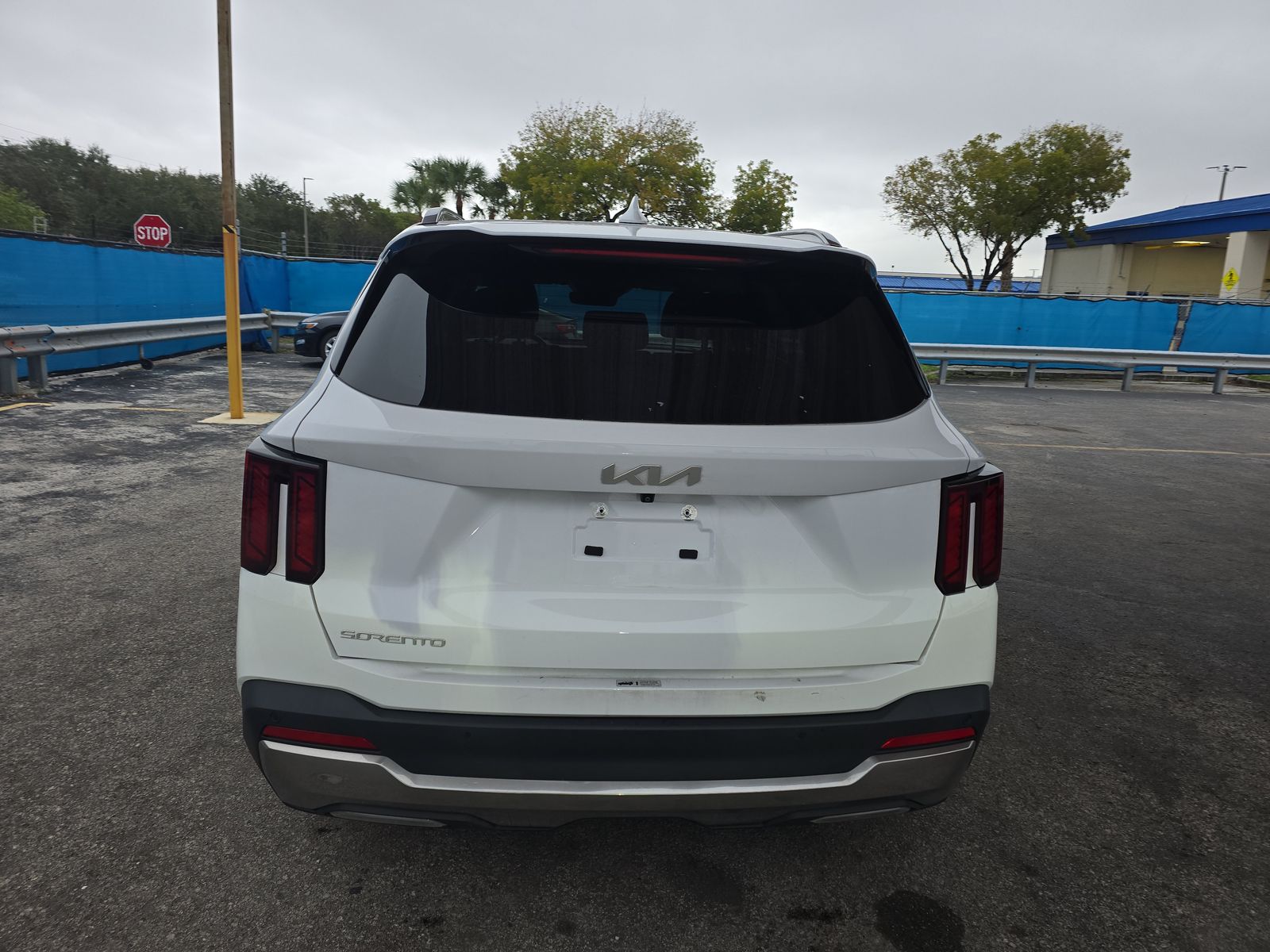 2024 Kia Sorento S FWD
