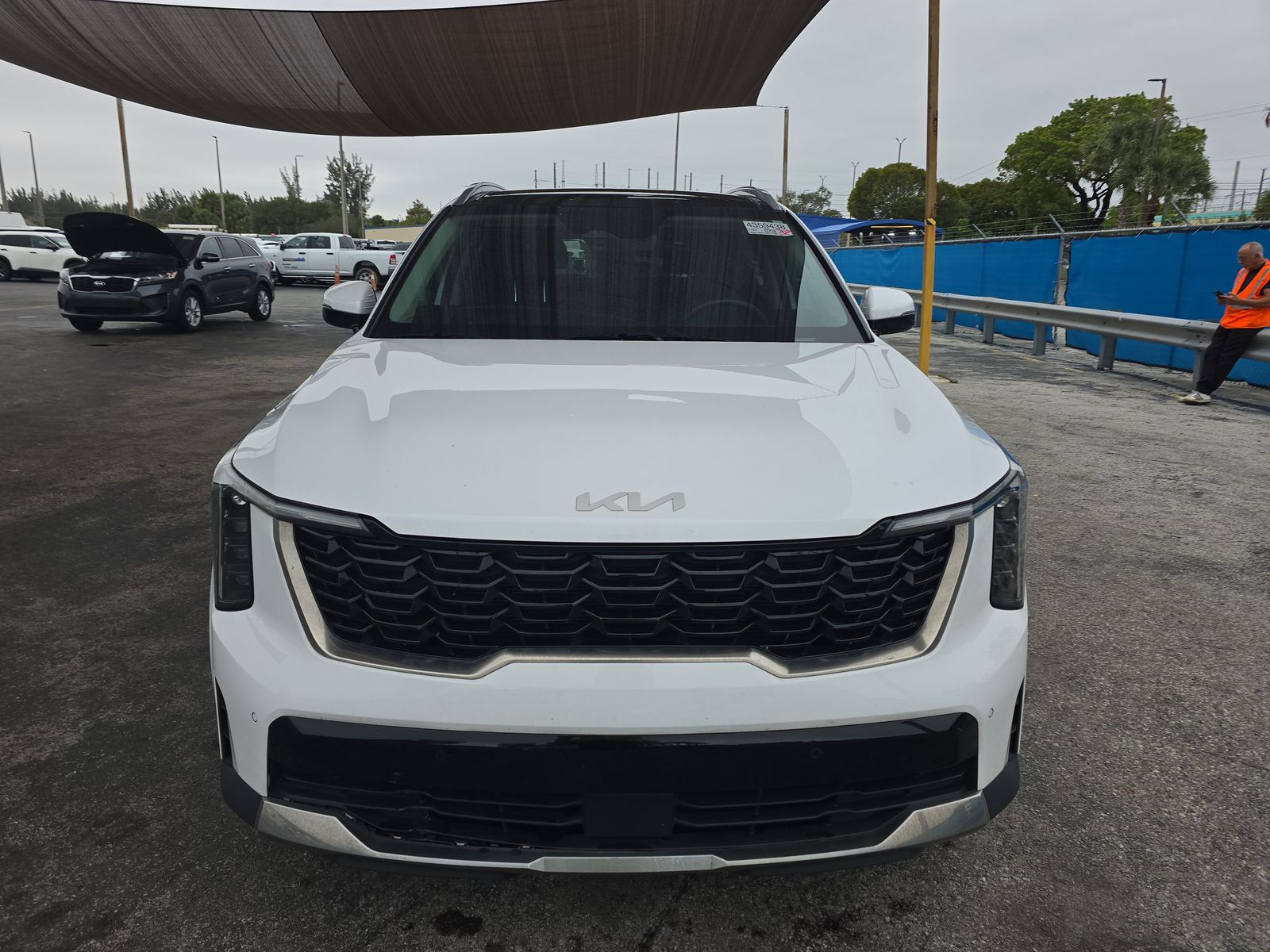 2024 Kia Sorento S FWD