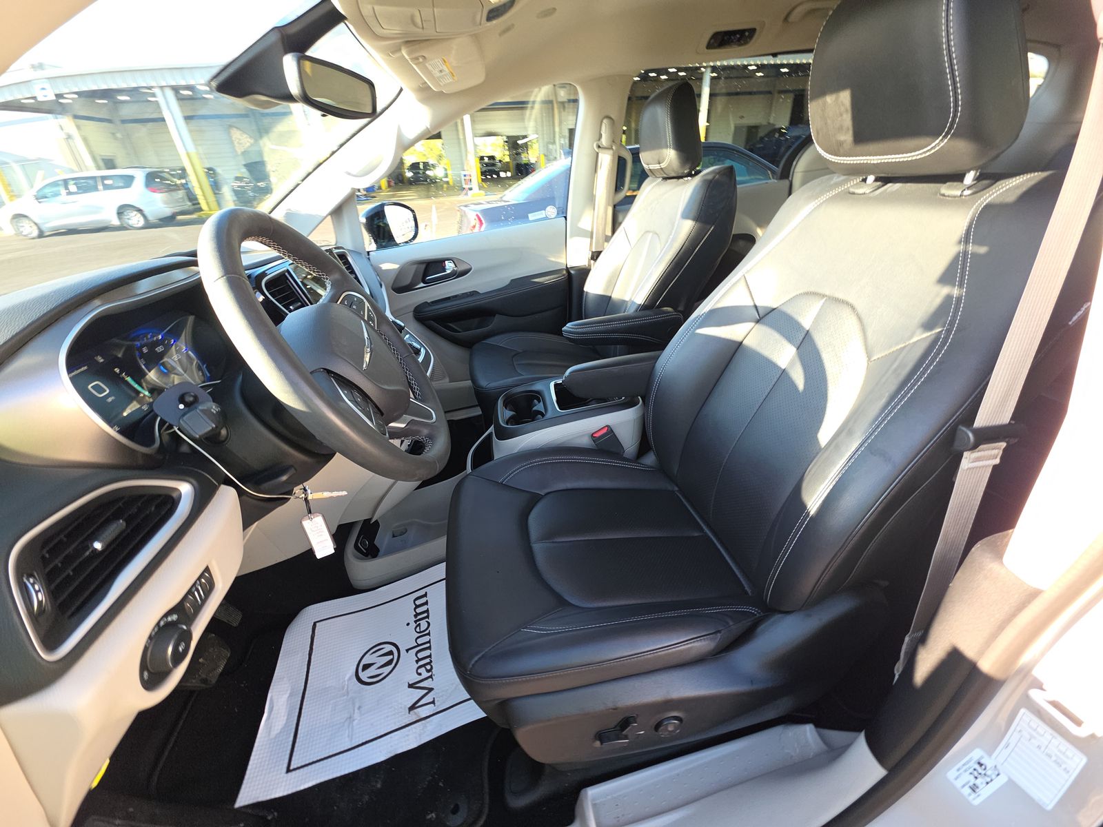 2024 Chrysler Pacifica Touring L FWD