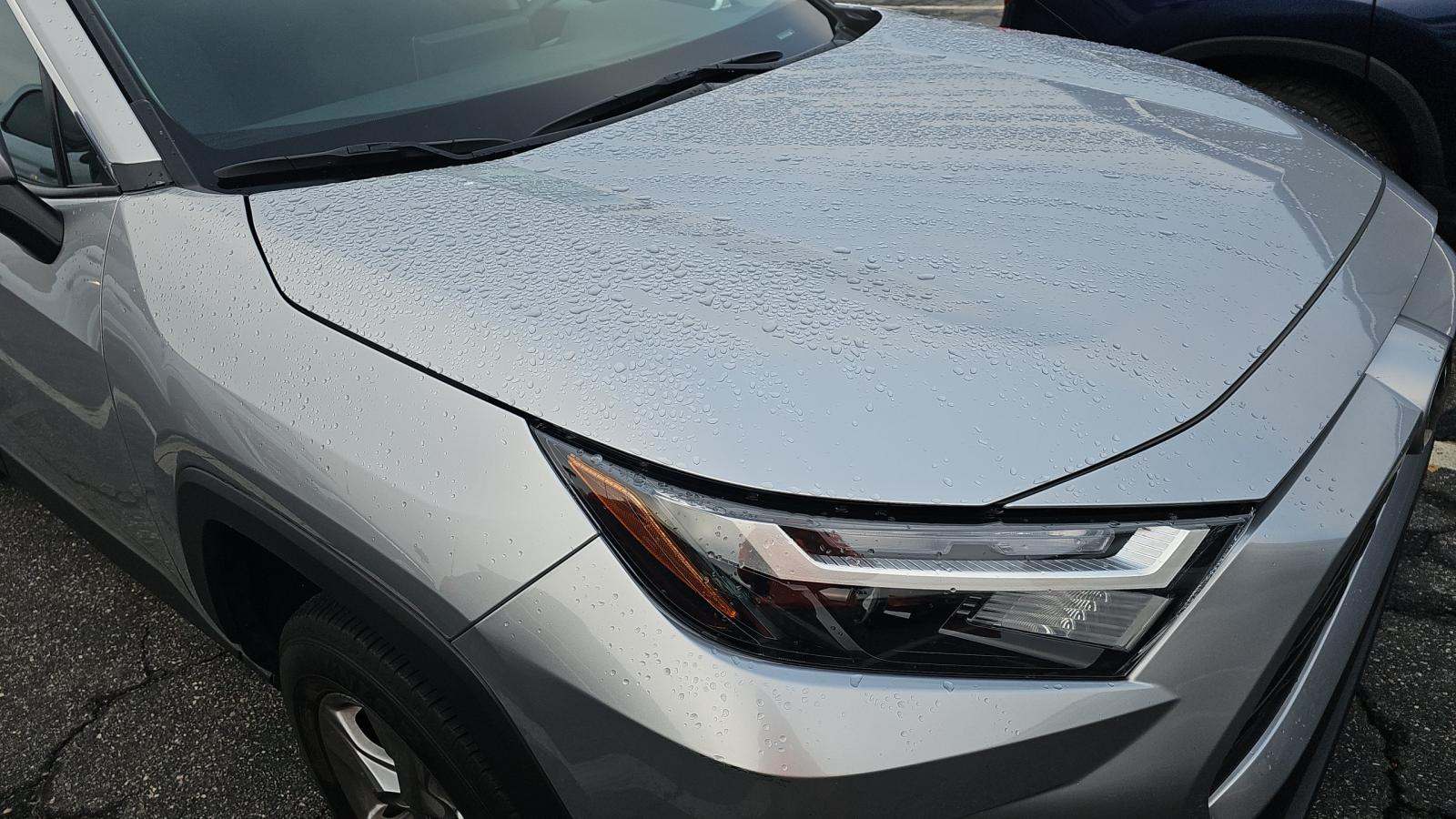 2025 Toyota RAV4 XLE FWD