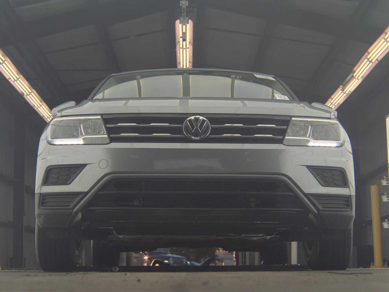 2020 Volkswagen Tiguan 2.0T SE FWD