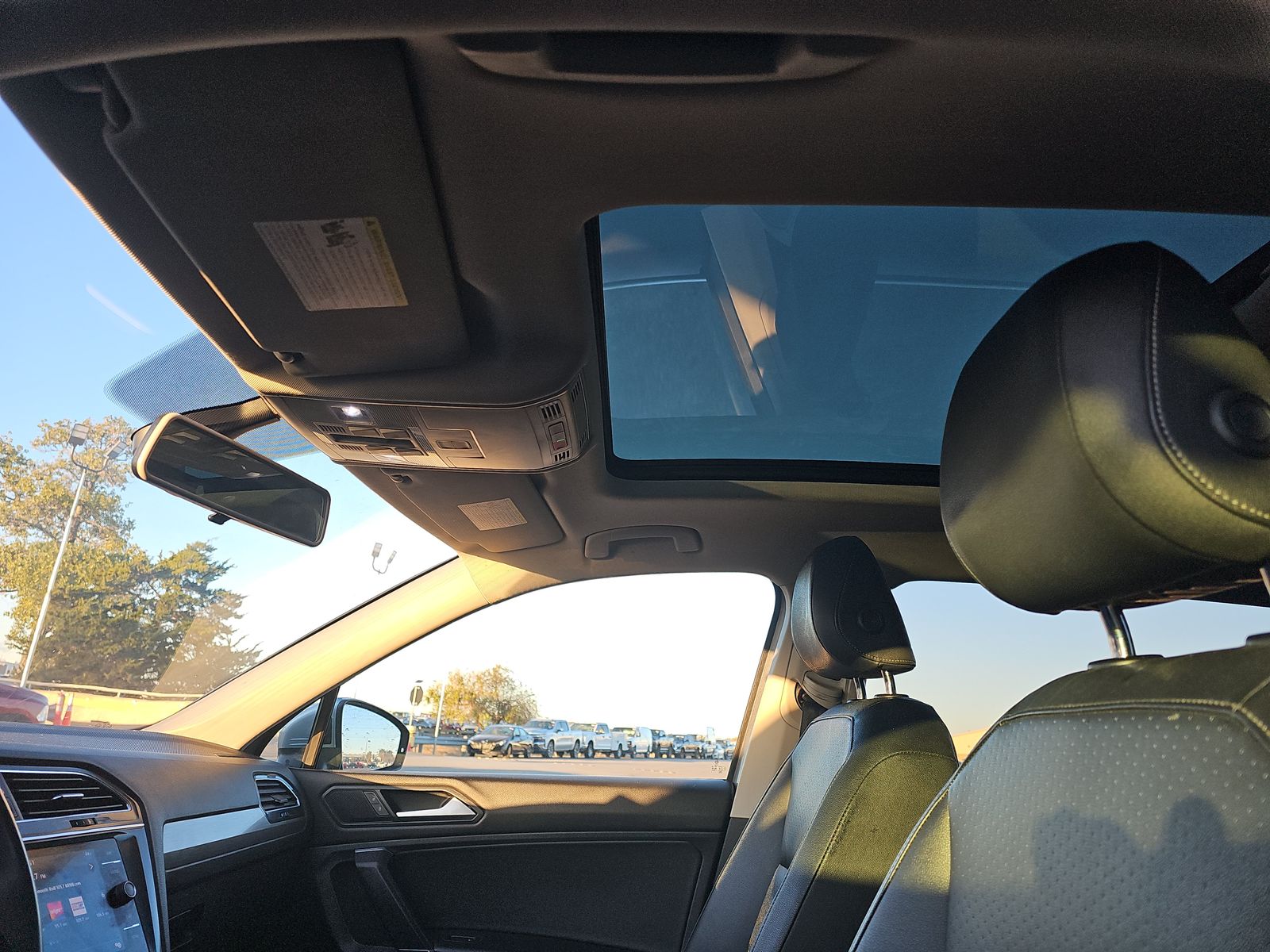 2020 Volkswagen Tiguan 2.0T SE FWD