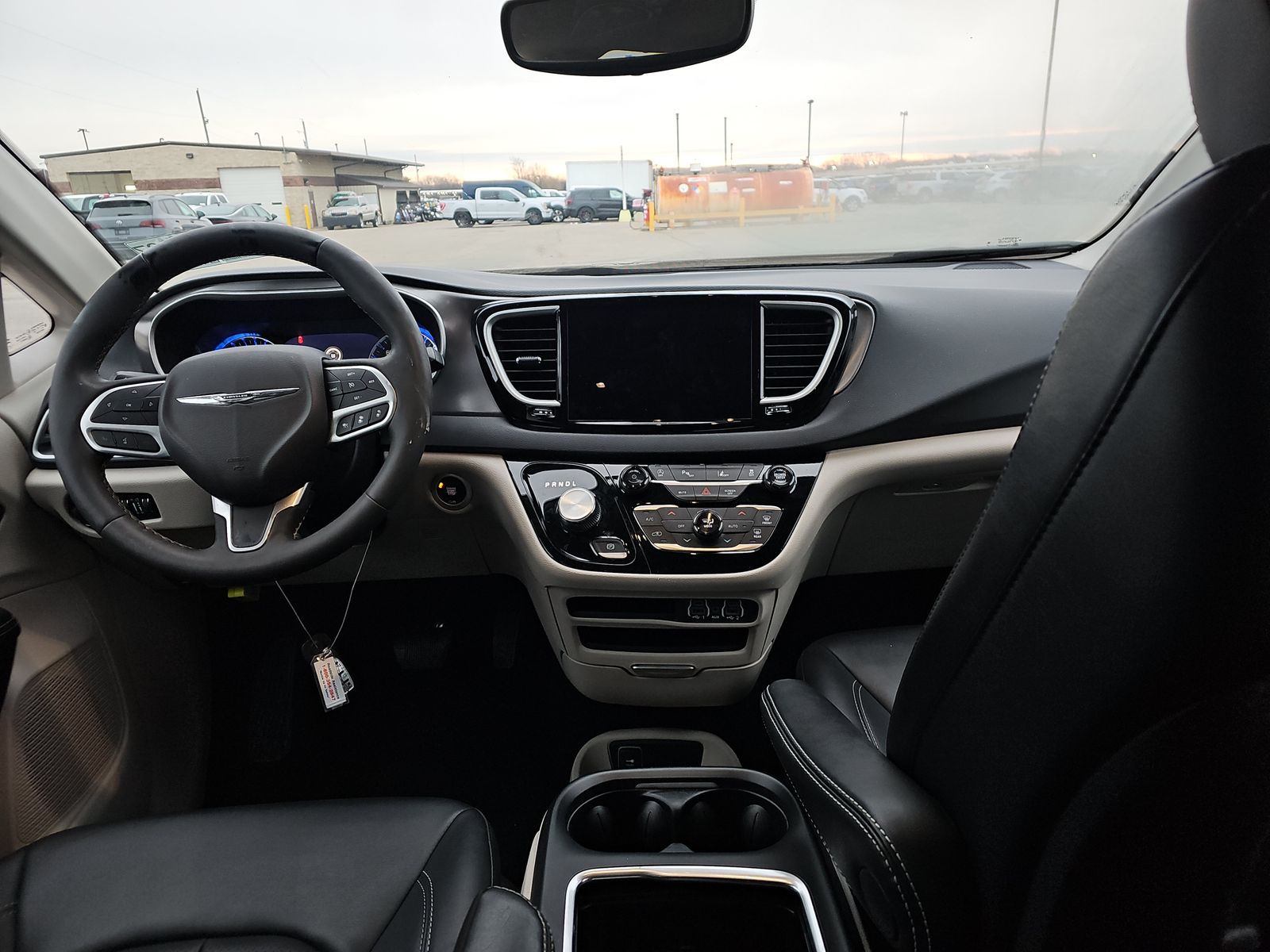 2024 Chrysler Pacifica Touring L FWD