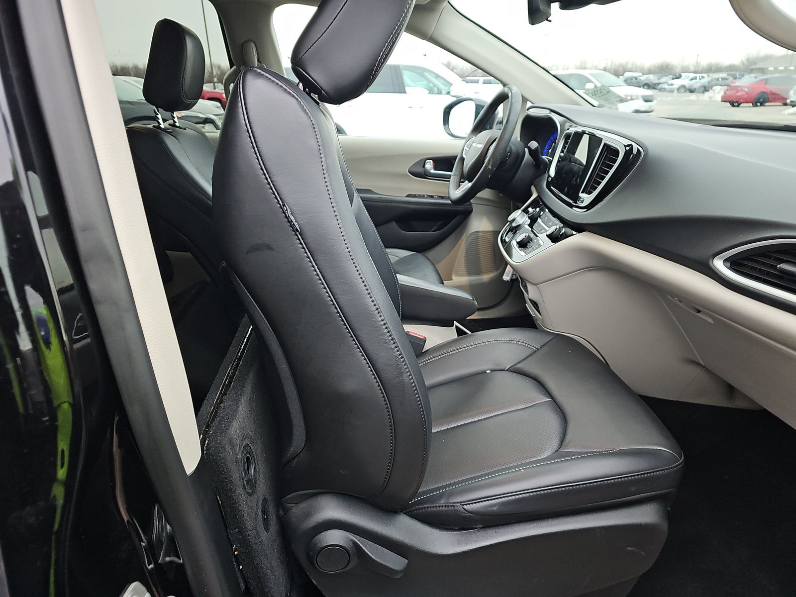 2024 Chrysler Pacifica Touring L FWD