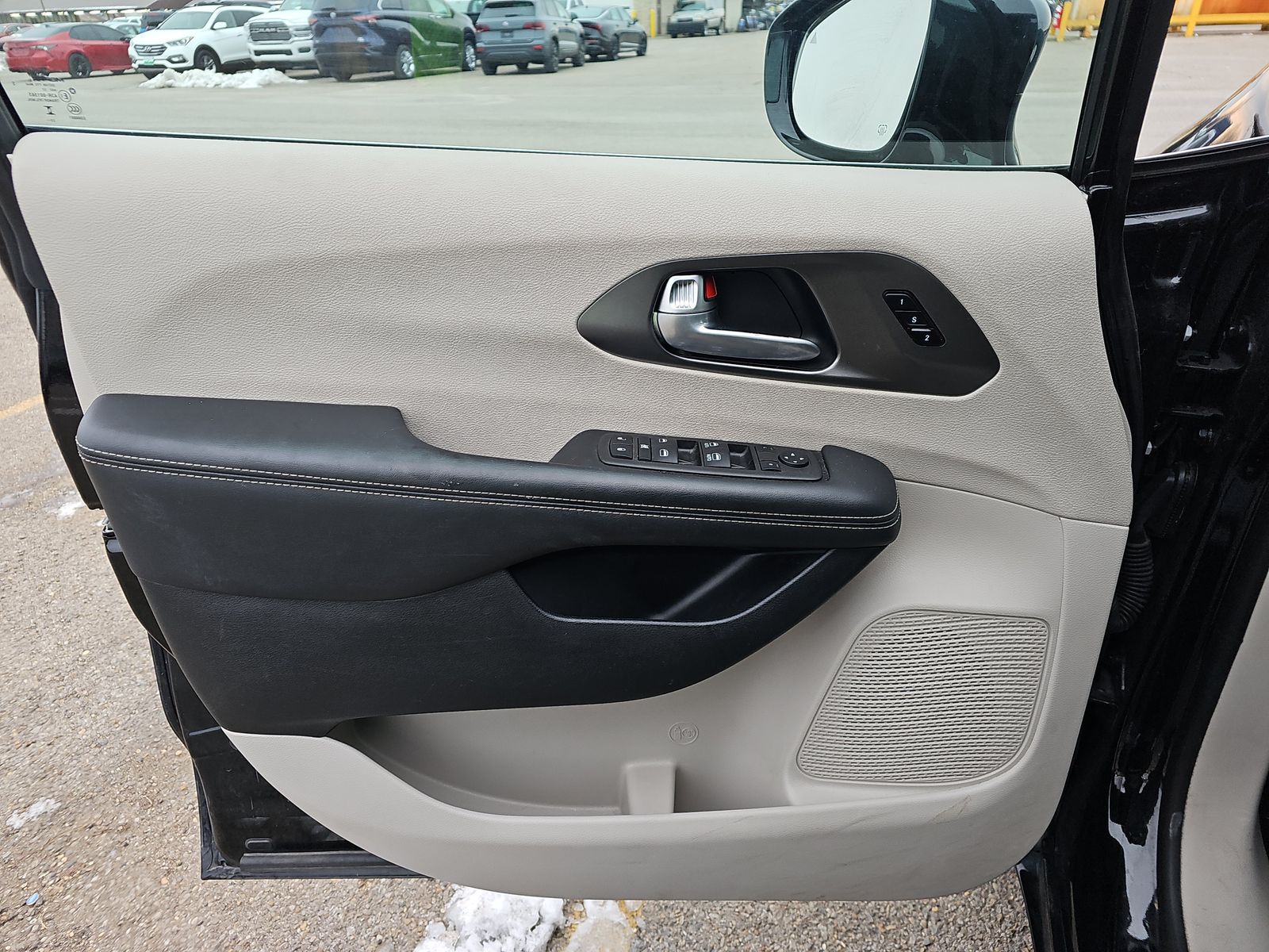 2024 Chrysler Pacifica Touring L FWD