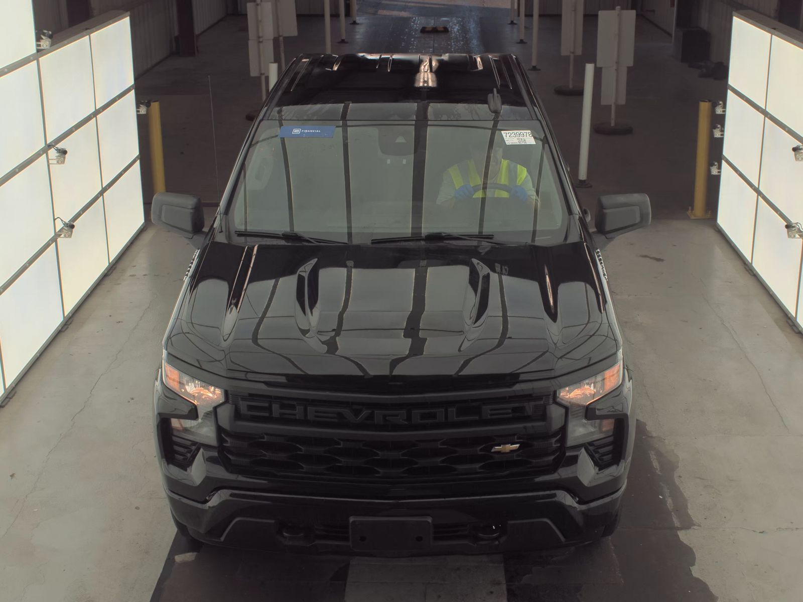 2022 Chevrolet Silverado 1500 Custom AWD