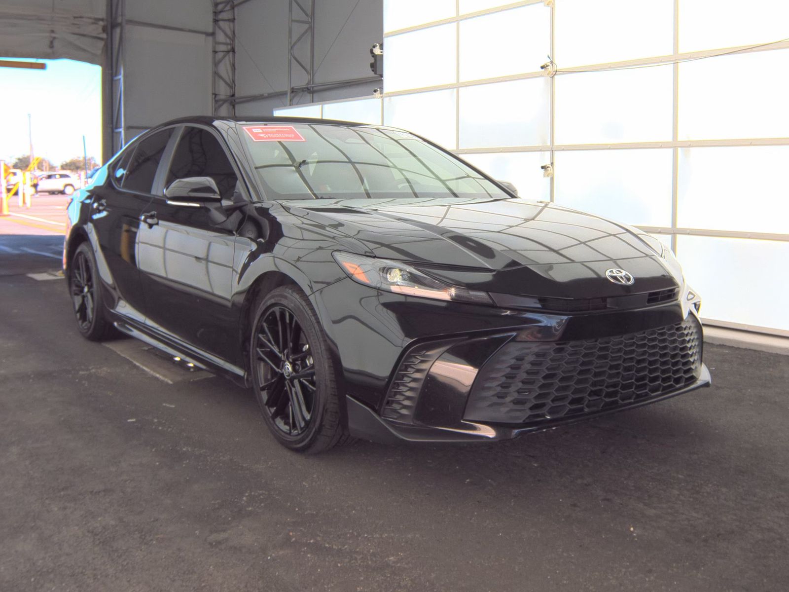 2025 Toyota Camry SE FWD