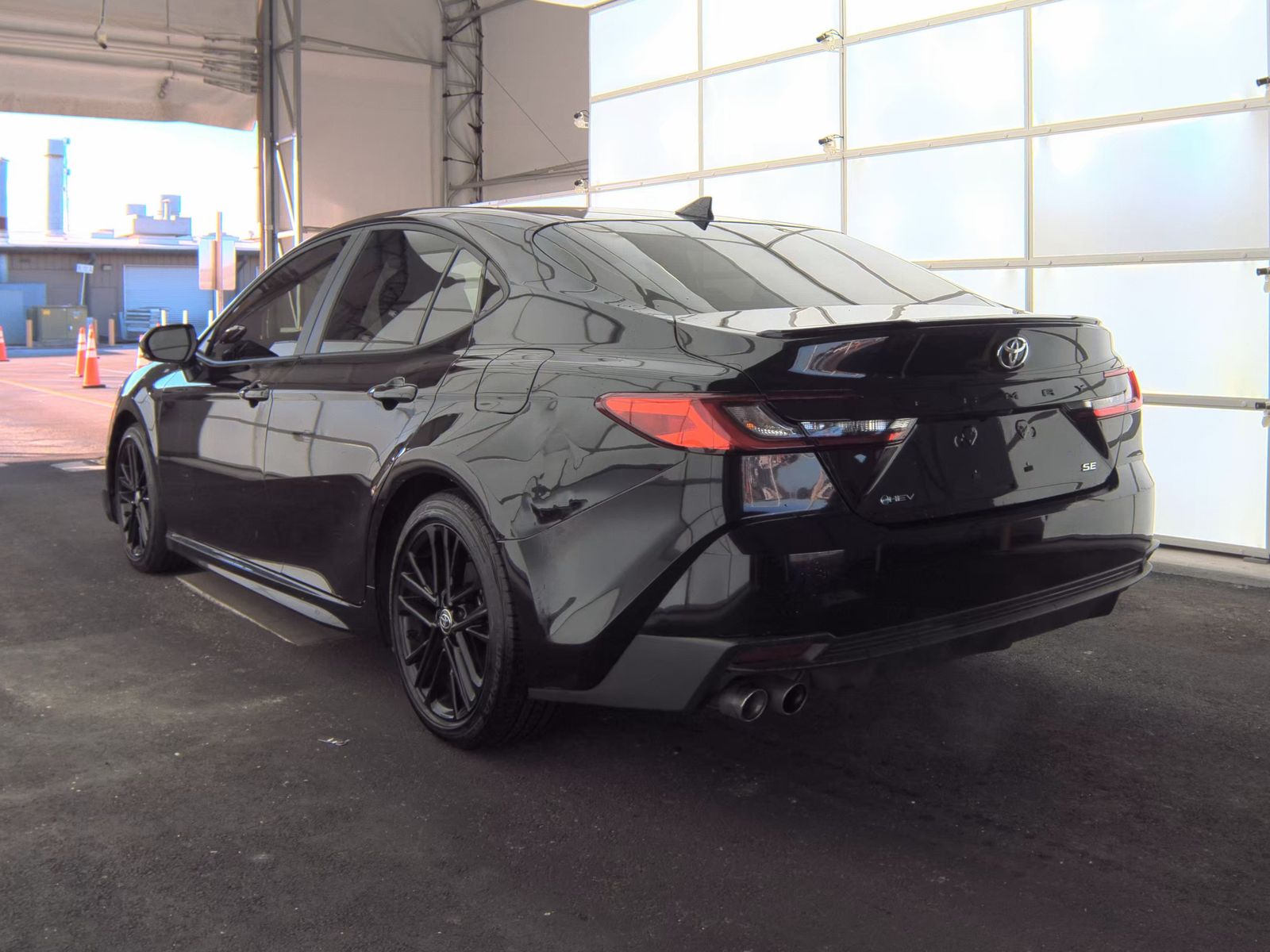 2025 Toyota Camry SE FWD