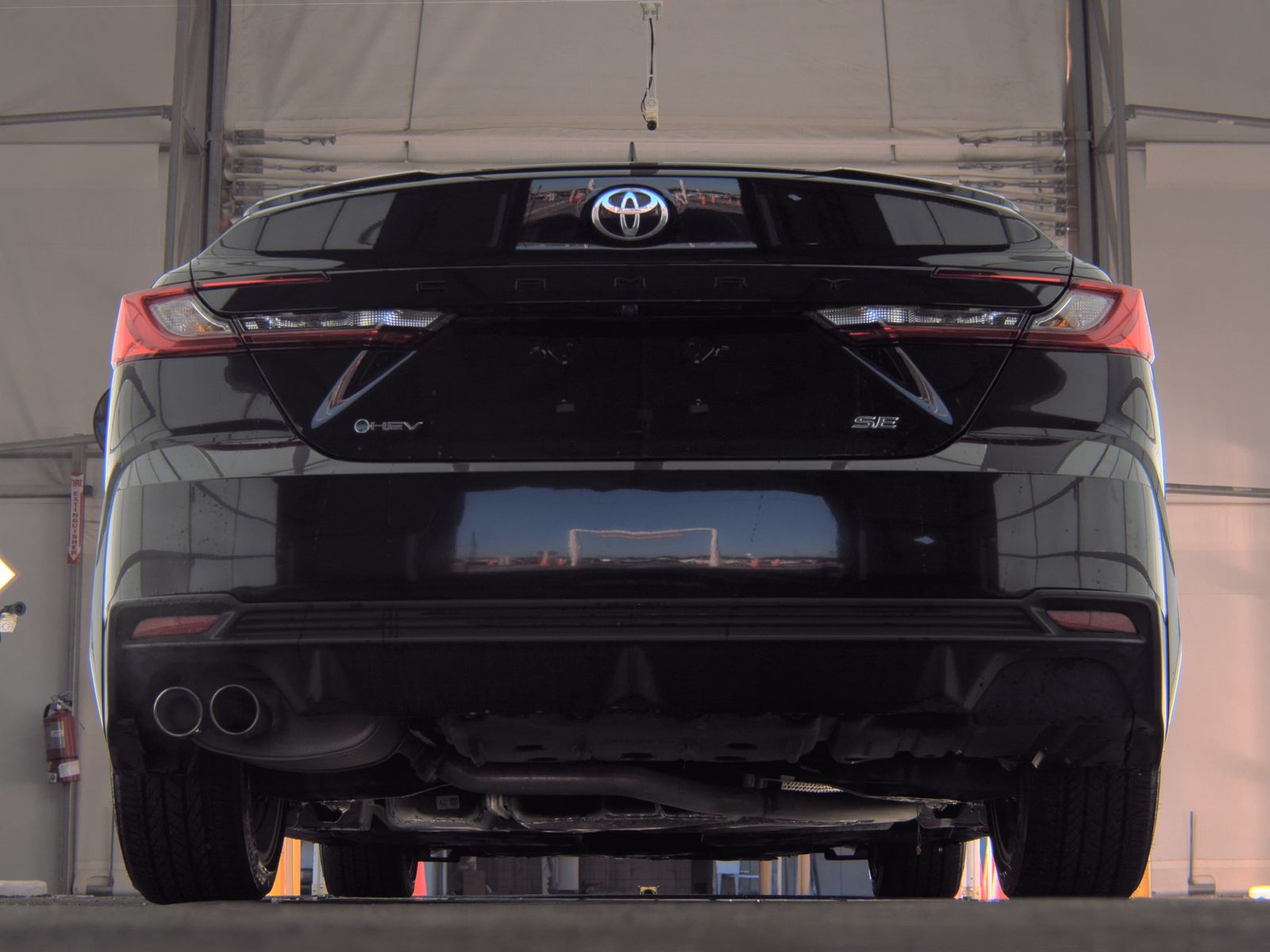 2025 Toyota Camry SE FWD