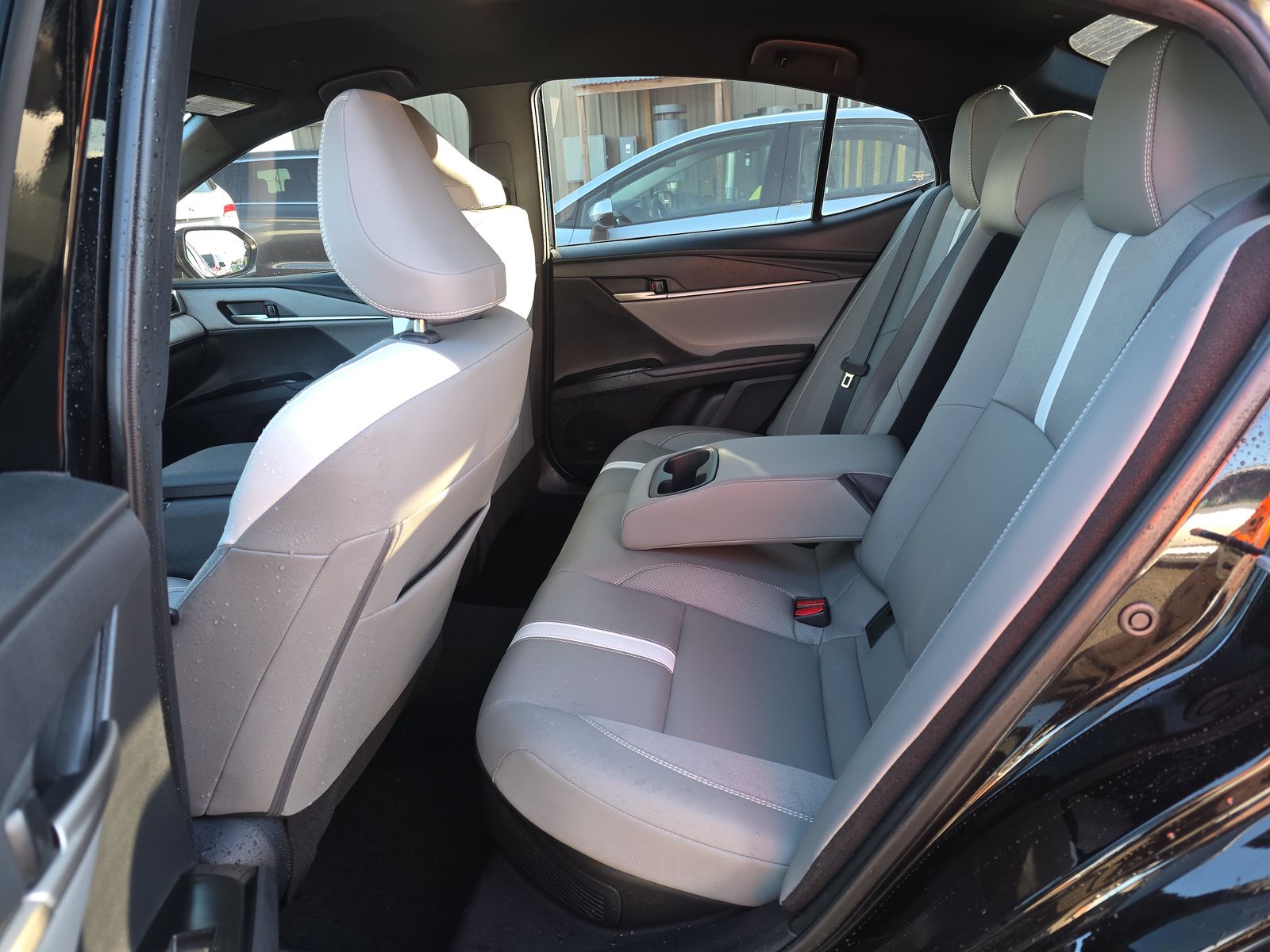 2025 Toyota Camry SE FWD