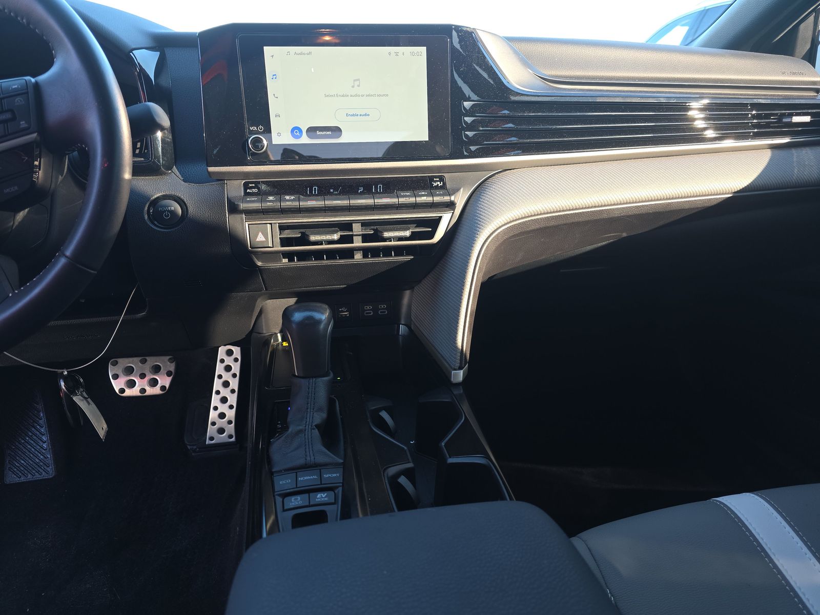 2025 Toyota Camry SE FWD