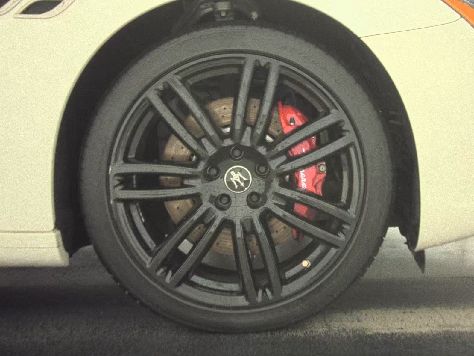 2022 Maserati Quattroporte Modena RWD