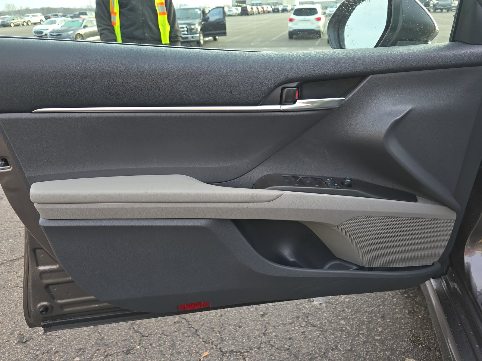 2022 Toyota Camry SE FWD