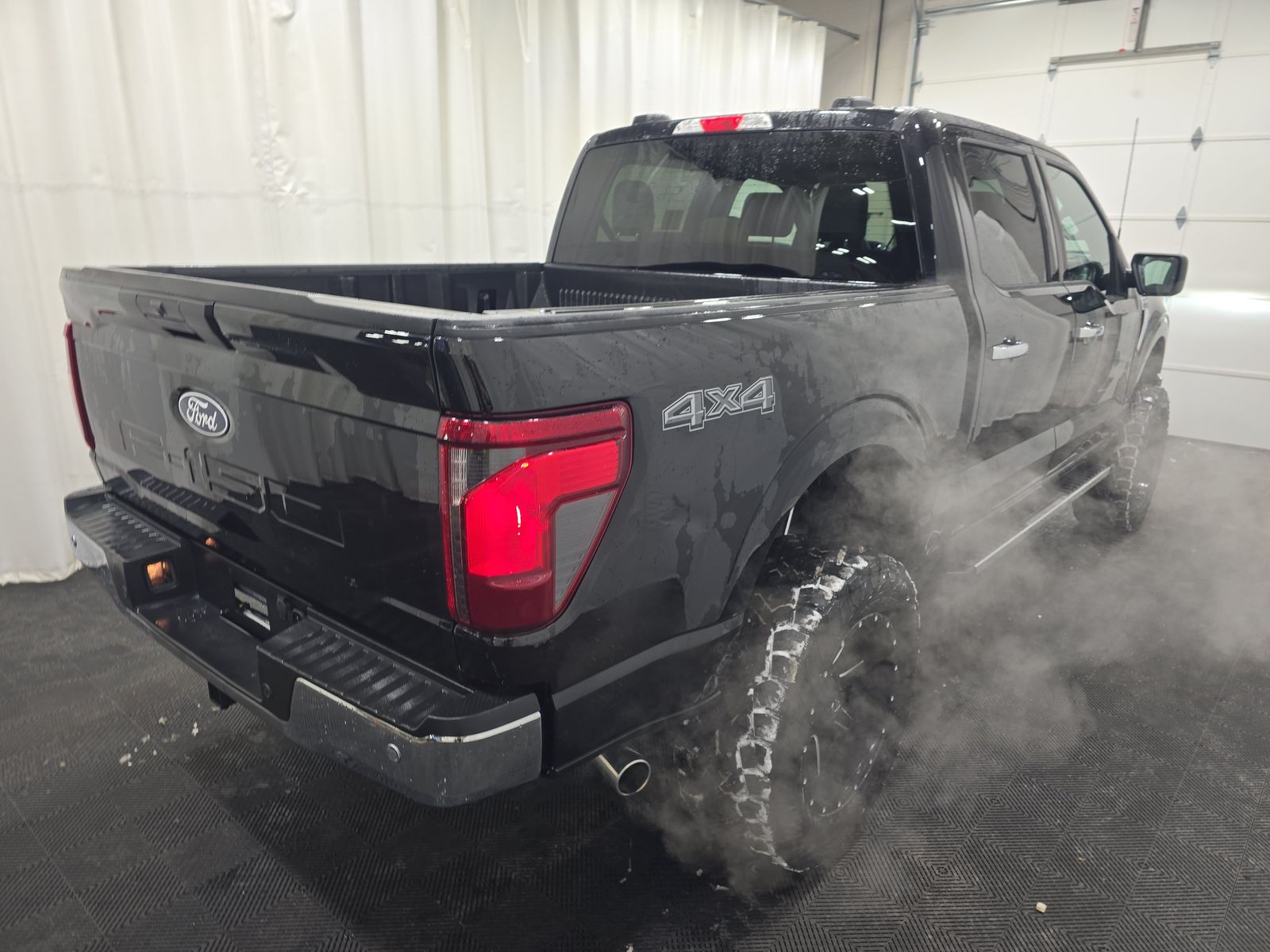 2025 Ford F-150 XLT AWD