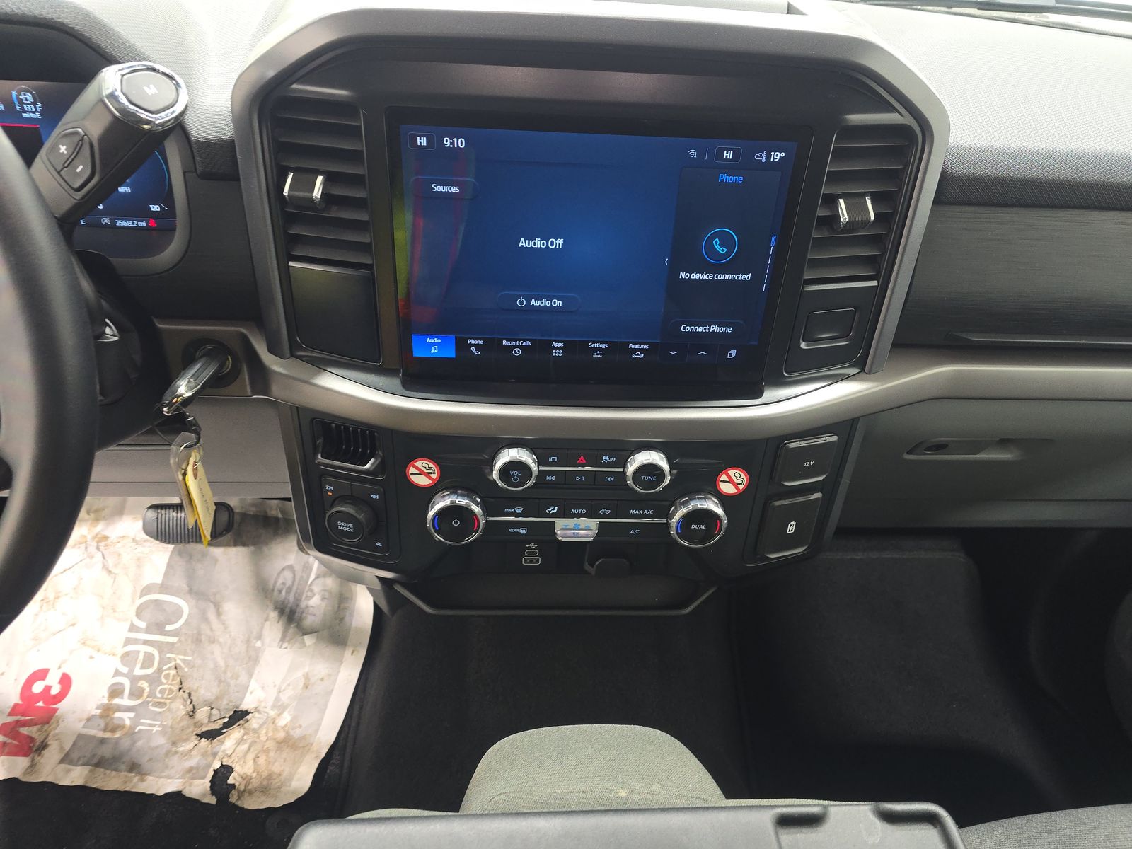 2025 Ford F-150 XLT AWD