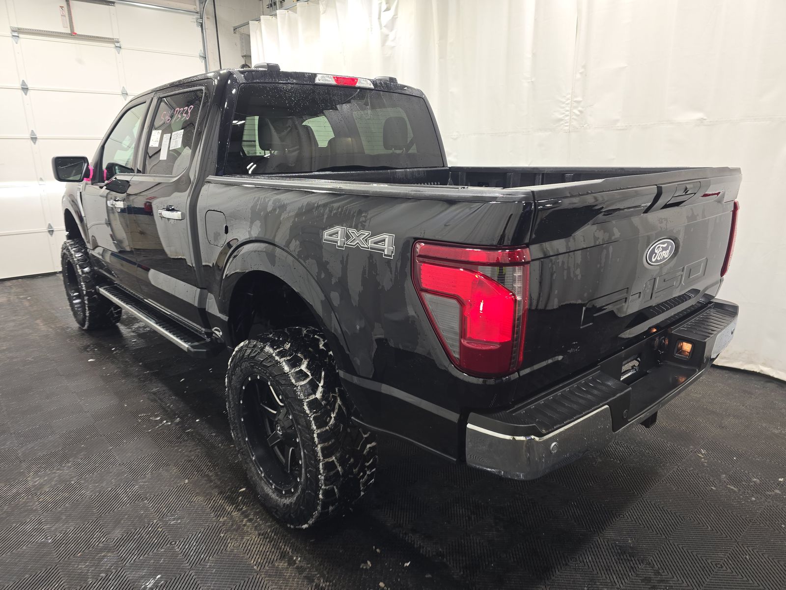 2025 Ford F-150 XLT AWD