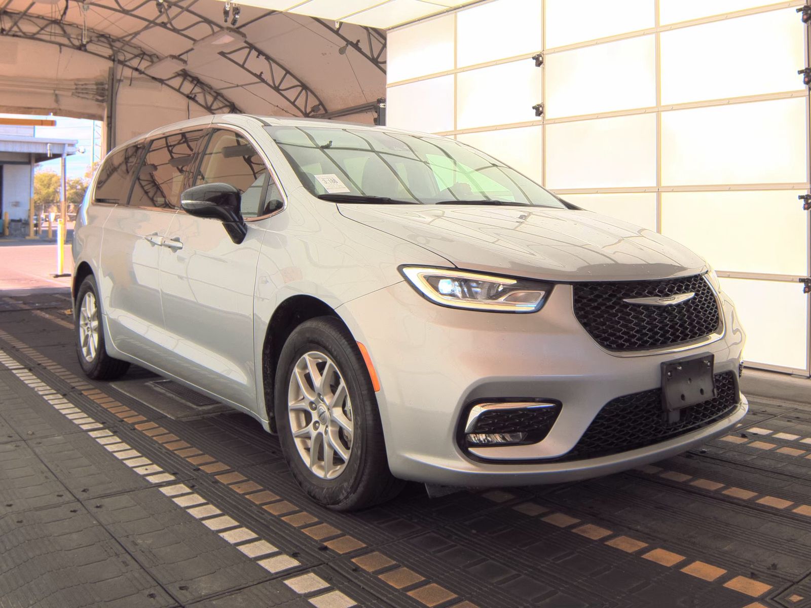 2024 Chrysler Pacifica Touring L FWD