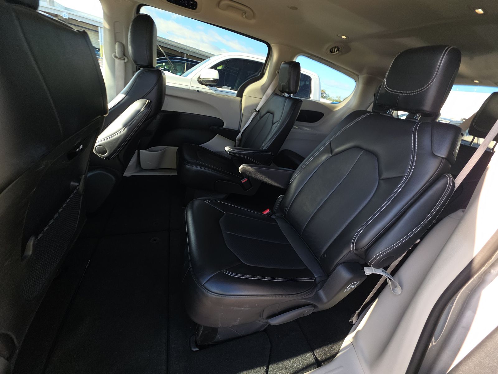 2024 Chrysler Pacifica Touring L FWD