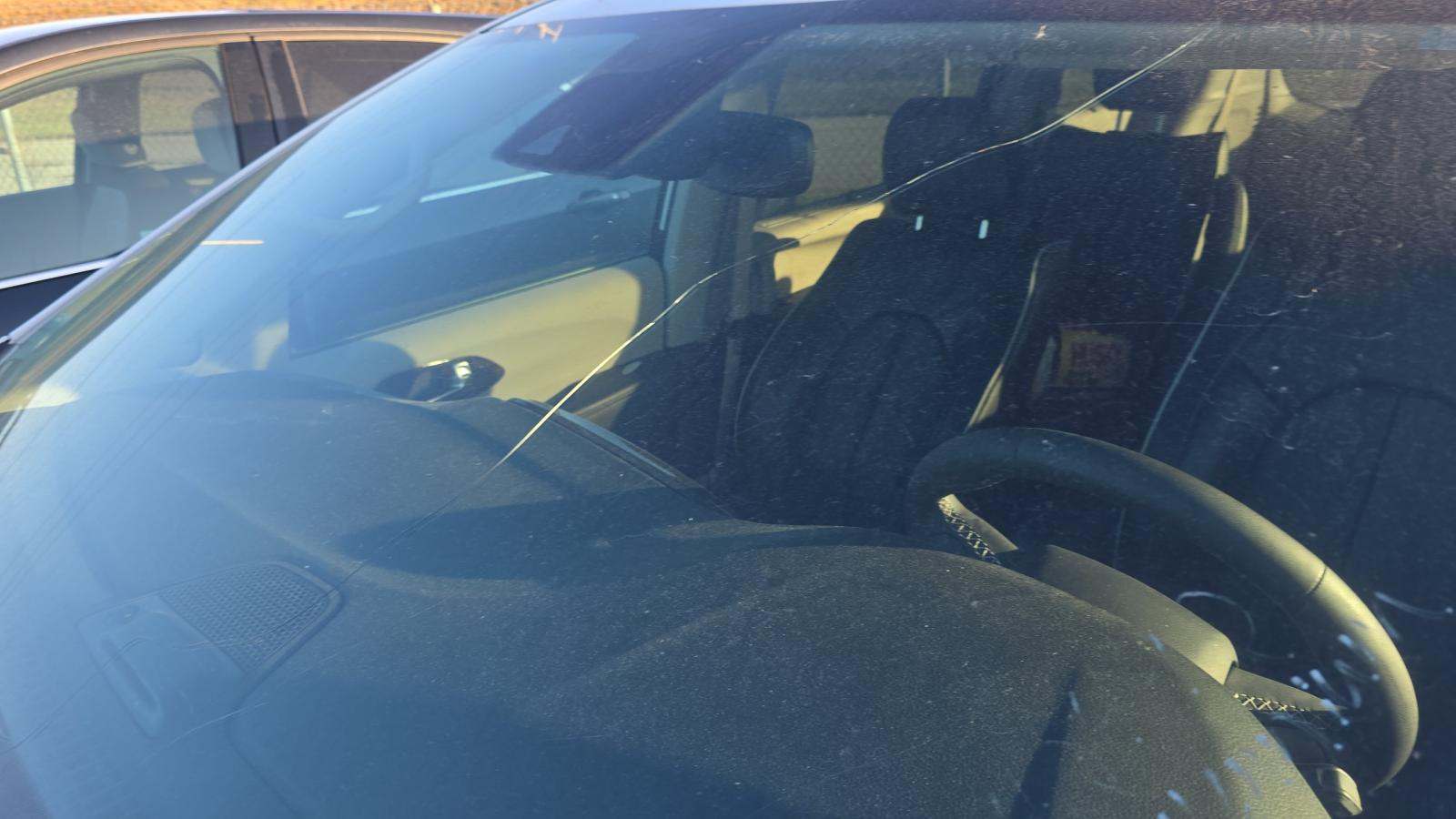 2023 Chrysler Pacifica Hybrid Limited FWD